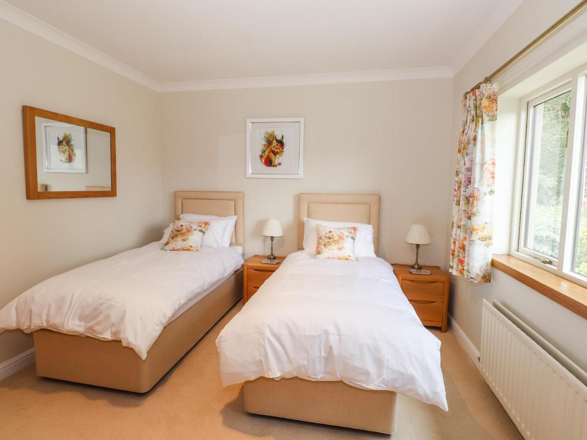 Edencroft Villa Penrith Exterior photo